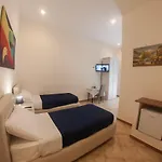 Le Chic * Νάπολη