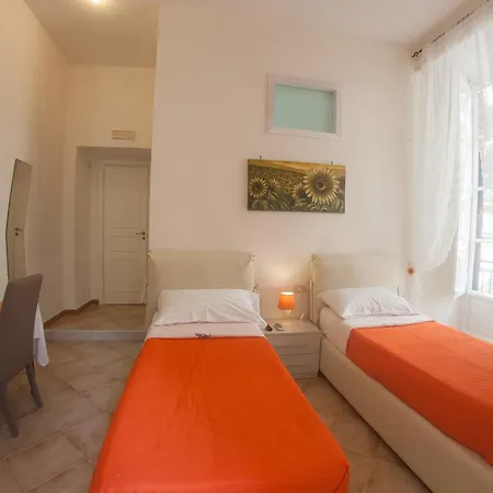 Le Chic * Νάπολη