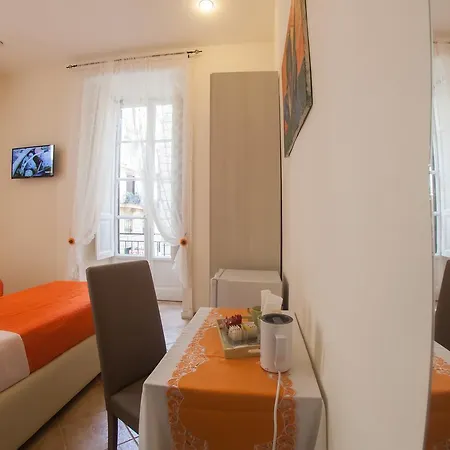 Le Chic Bed & Breakfast